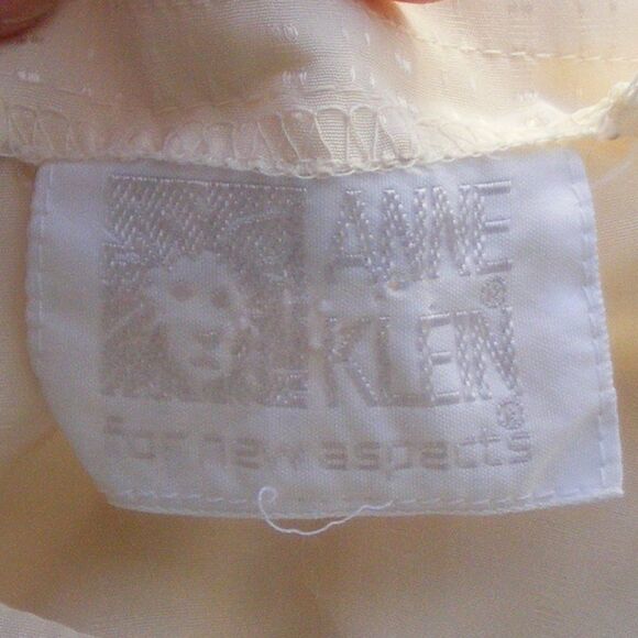 Anne Klein Blouse/Top, XL, Statement Shoulders, Buttery Yellow, Long sleeves - Picture 9 of 12